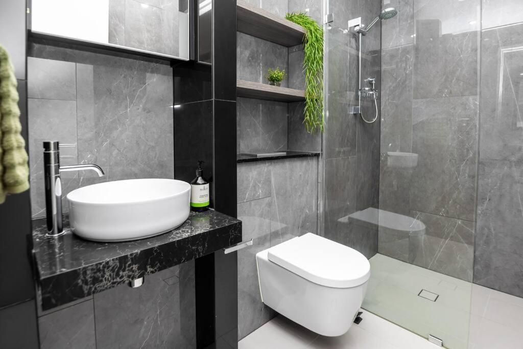 Perfect Rosebery I Zetland Wi-fi Netflix Gym Pool Sydney