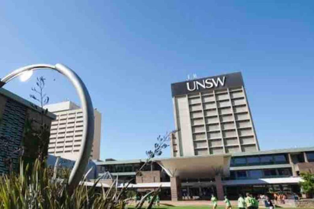 Apartment Perfect Rosebery I Zetland Wi-fi Netflix Gym Pool *